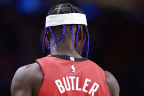 巴特勒迎来十五赛季高光表现，塞尔维亚队球迷沸腾！的简单介绍-365bet游戏注册